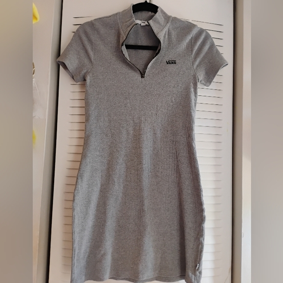 Vans Dresses & Skirts - Vans Gray Zip-Up Dress